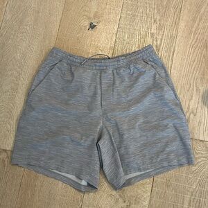 Large Lulu Lemon pace breaker shorts. With and without liner